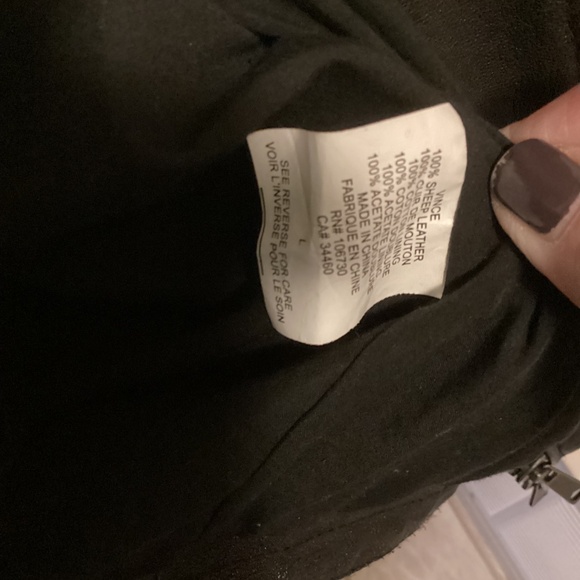 Vince. 100% Genuine Leather Black Zip Up Biker Moto Style Jacket Size Large - Picture 7 of 7